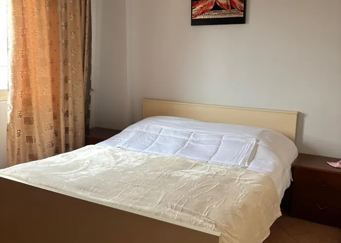 Urban Tirana,free-wi-fi 地拉那